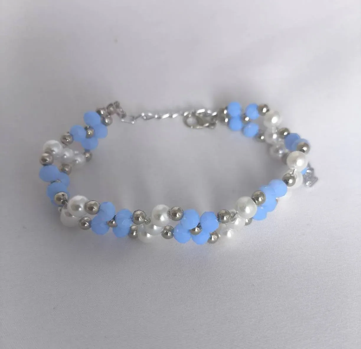  آکوآ (Aqua)